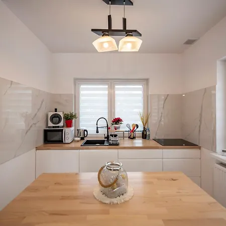 Dom Z Widokiem Na Gory I Jacuzzi - 