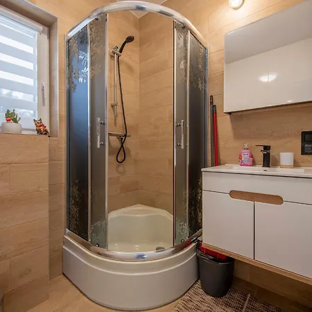 Dom Z Widokiem Na Gory I Jacuzzi - 