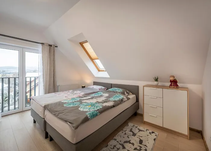 Holiday home Dom Z Widokiem Na Gory I Jacuzzi - 