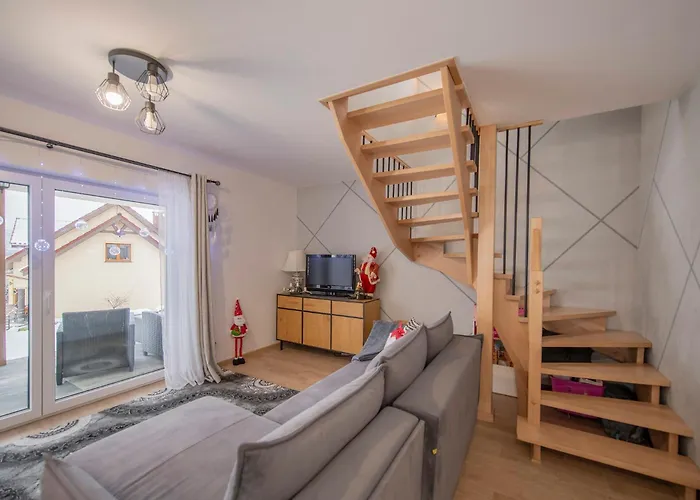 Holiday home Dom Z Widokiem Na Gory I Jacuzzi - 